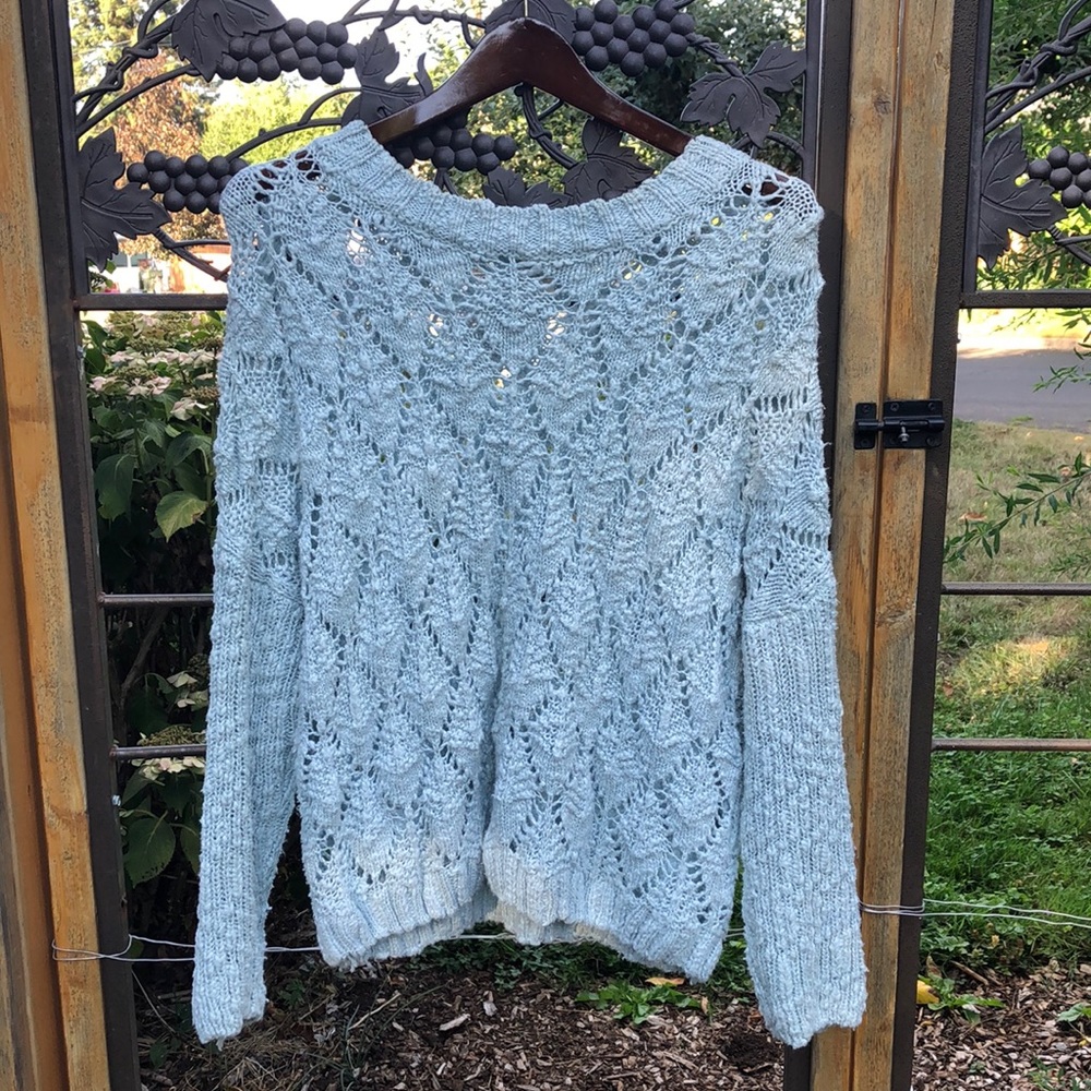 Pretty Good cotton blend light blue Aran style sweater size L